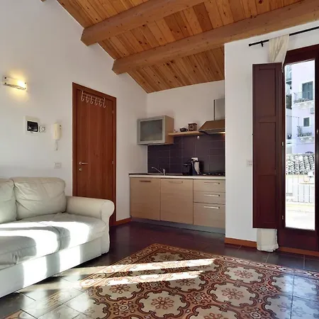 Le Luci Su Ibla - Ospitalita Con Vista Bed & Breakfast *